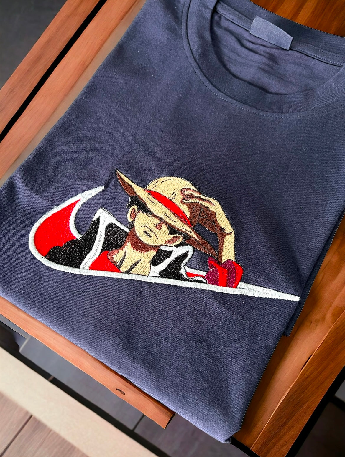 t-shirt one piece cappello