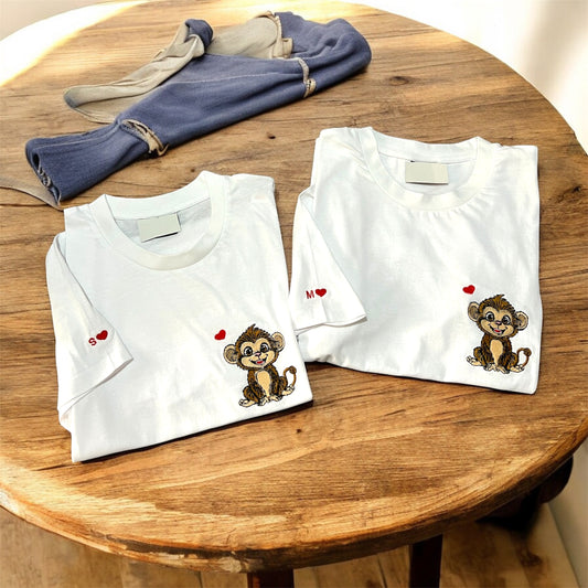 T-shirt scimmietta innamorata