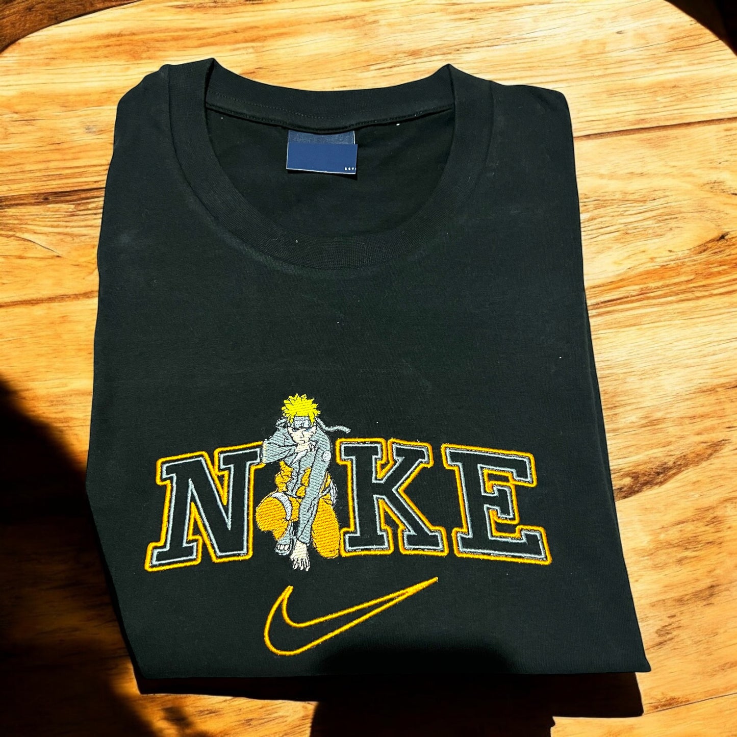 t-shirt naruto/ hynata swoosh