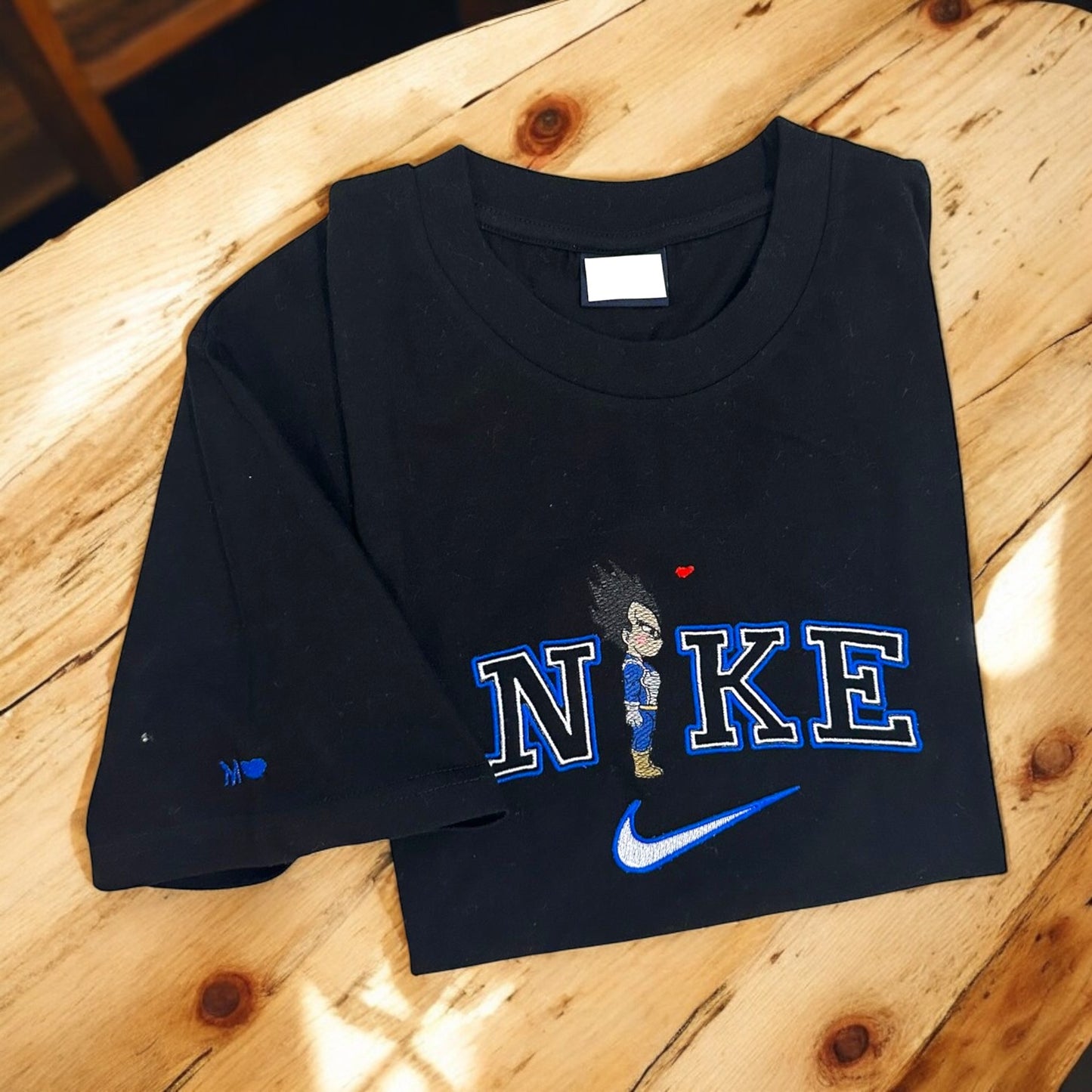 t-shirt swoosh bulma e vegeta