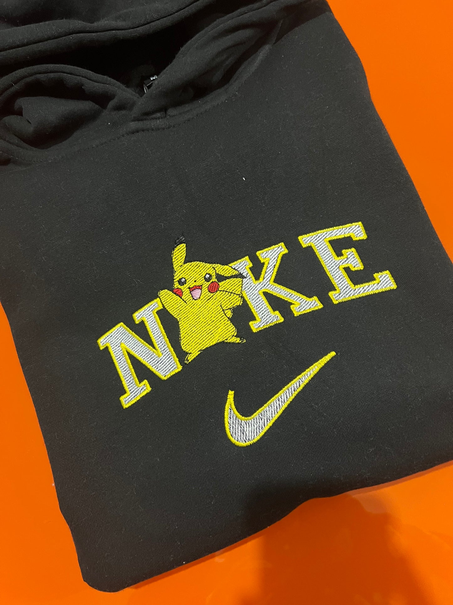 felpa pikachu